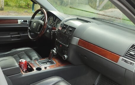 Volkswagen Touareg III, 2003 год, 9 фотография