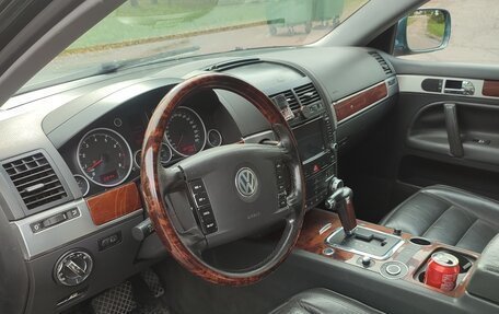 Volkswagen Touareg III, 2003 год, 7 фотография