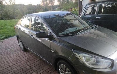 Hyundai Solaris II рестайлинг, 2011 год, 715 000 рублей, 1 фотография