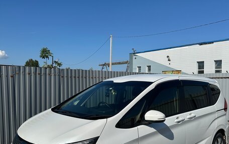 Honda Freed II, 2019 год, 1 800 000 рублей, 3 фотография