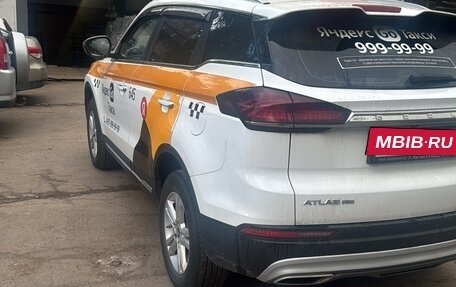 Geely Atlas, 2023 год, 1 740 000 рублей, 4 фотография