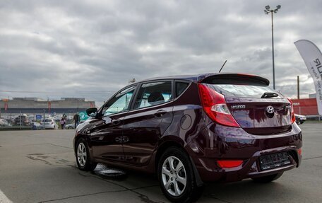 Hyundai Solaris II рестайлинг, 2013 год, 668 000 рублей, 3 фотография