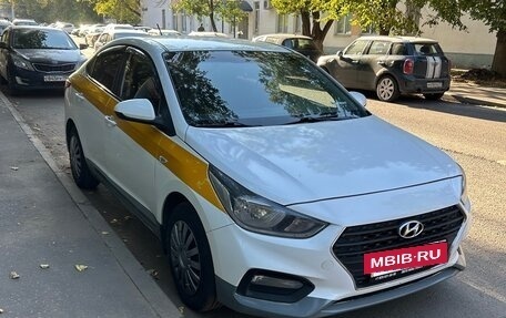 Hyundai Solaris II рестайлинг, 2019 год, 920 000 рублей, 4 фотография