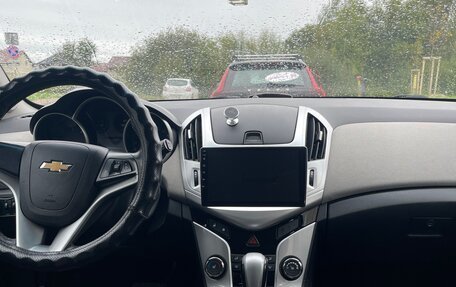 Chevrolet Cruze II, 2013 год, 880 000 рублей, 9 фотография