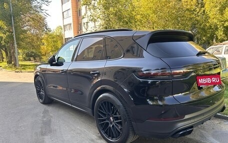 Porsche Cayenne III, 2018 год, 4 990 000 рублей, 4 фотография