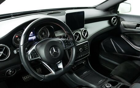 Mercedes-Benz GLA, 2016 год, 2 349 898 рублей, 11 фотография