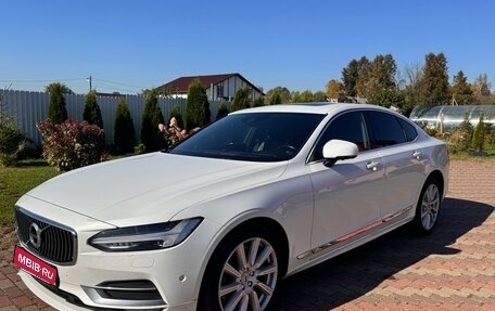 Volvo S90 II рестайлинг, 2019 год, 4 350 000 рублей, 3 фотография