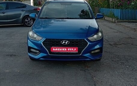 Hyundai Solaris II рестайлинг, 2017 год, 780 000 рублей, 1 фотография