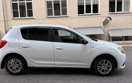 Renault Sandero II рестайлинг, 2014 год, 690 000 рублей, 5 фотография