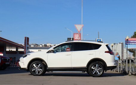 Toyota RAV4, 2016 год, 2 100 000 рублей, 8 фотография