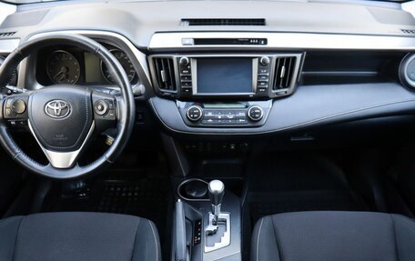 Toyota RAV4, 2016 год, 2 100 000 рублей, 13 фотография