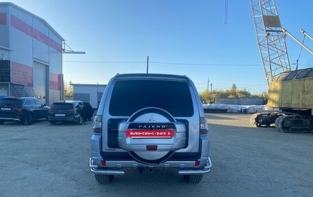 Mitsubishi Pajero IV, 2011 год, 2 050 000 рублей, 3 фотография