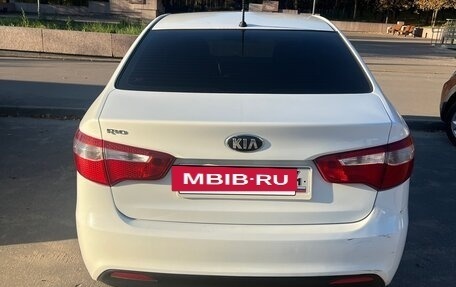 KIA Rio III рестайлинг, 2014 год, 77 000 рублей, 5 фотография