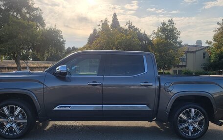 Toyota Tundra, 2023 год, 7 500 000 рублей, 6 фотография