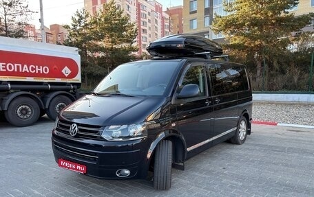Volkswagen Multivan T5, 2011 год, 2 400 000 рублей, 1 фотография