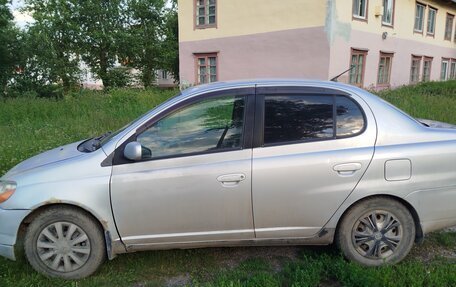 Toyota Platz, 2001 год, 250 000 рублей, 6 фотография