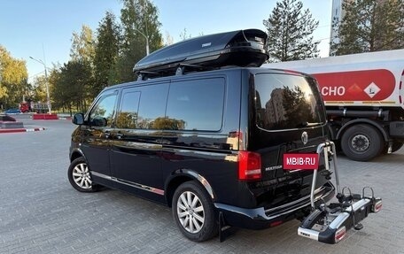 Volkswagen Multivan T5, 2011 год, 2 400 000 рублей, 3 фотография