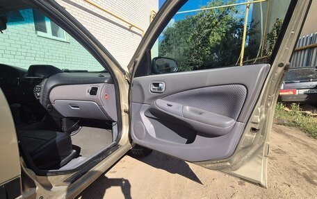 Nissan Almera, 2003 год, 350 000 рублей, 6 фотография