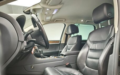 Volkswagen Touareg III, 2016 год, 3 100 000 рублей, 8 фотография