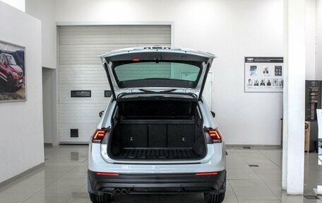 Volkswagen Tiguan II, 2017 год, 2 199 000 рублей, 5 фотография