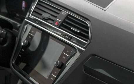 Volkswagen Tiguan II, 2017 год, 2 199 000 рублей, 11 фотография