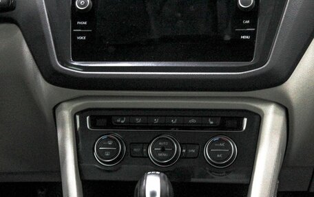 Volkswagen Tiguan II, 2017 год, 2 199 000 рублей, 18 фотография