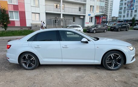 Audi A4, 2019 год, 2 920 000 рублей, 3 фотография