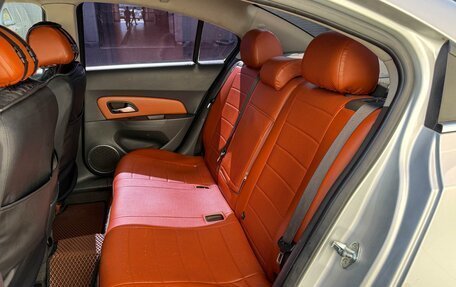 Chevrolet Cruze II, 2010 год, 799 000 рублей, 9 фотография