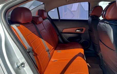 Chevrolet Cruze II, 2010 год, 799 000 рублей, 7 фотография