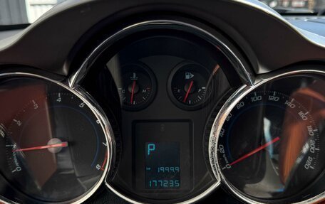 Chevrolet Cruze II, 2010 год, 799 000 рублей, 16 фотография