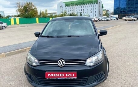 Volkswagen Polo VI (EU Market), 2011 год, 700 000 рублей, 1 фотография