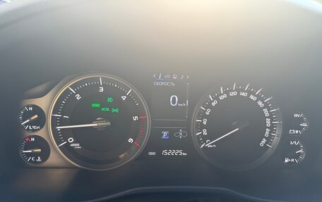 Toyota Land Cruiser 200, 2018 год, 6 200 000 рублей, 8 фотография
