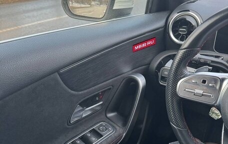 Mercedes-Benz A-Класс, 2018 год, 2 500 000 рублей, 3 фотография