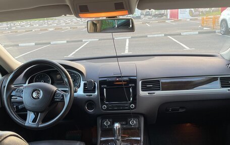 Volkswagen Touareg III, 2013 год, 2 990 000 рублей, 7 фотография