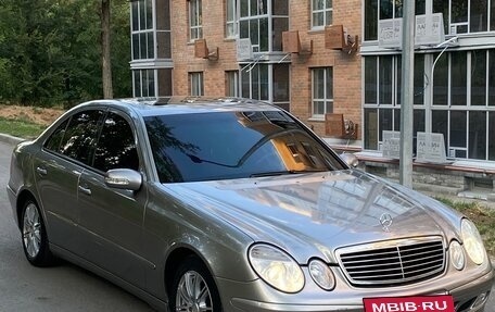 Mercedes-Benz E-Класс, 2004 год, 795 000 рублей, 4 фотография