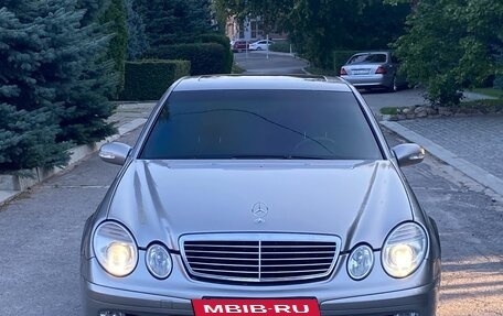 Mercedes-Benz E-Класс, 2004 год, 795 000 рублей, 9 фотография