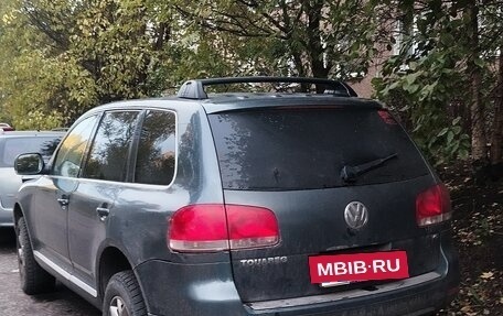 Volkswagen Touareg III, 2004 год, 630 000 рублей, 3 фотография