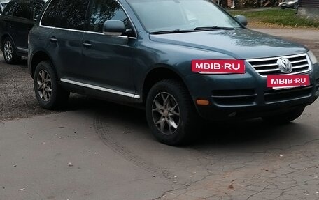 Volkswagen Touareg III, 2004 год, 630 000 рублей, 2 фотография