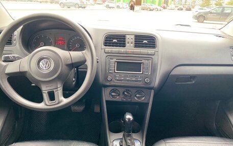 Volkswagen Polo VI (EU Market), 2011 год, 700 000 рублей, 8 фотография