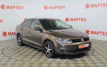 Volkswagen Jetta VI, 2012 год, 879 000 рублей, 3 фотография