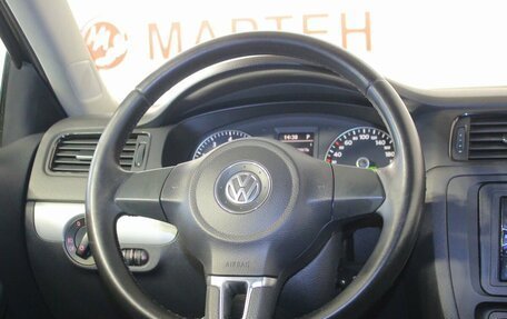 Volkswagen Jetta VI, 2012 год, 879 000 рублей, 18 фотография