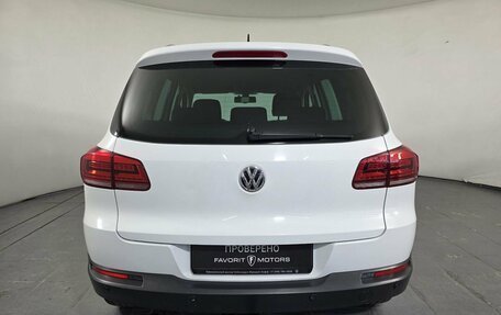 Volkswagen Tiguan I, 2016 год, 1 590 000 рублей, 3 фотография