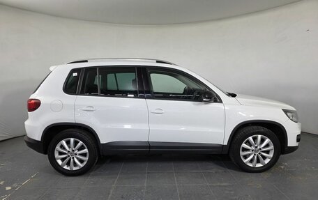 Volkswagen Tiguan I, 2016 год, 1 590 000 рублей, 4 фотография
