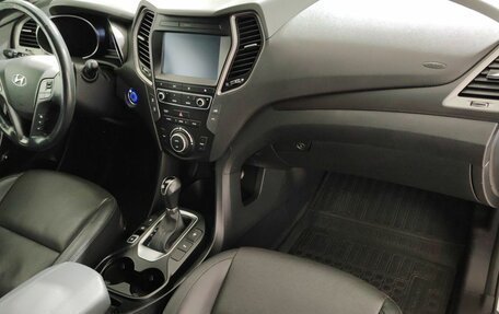 Hyundai Santa Fe III рестайлинг, 2017 год, 2 645 000 рублей, 14 фотография