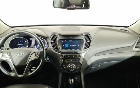 Hyundai Santa Fe III рестайлинг, 2017 год, 2 645 000 рублей, 10 фотография