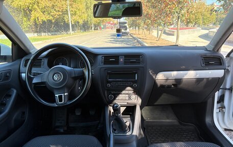 Volkswagen Jetta VI, 2012 год, 790 000 рублей, 8 фотография