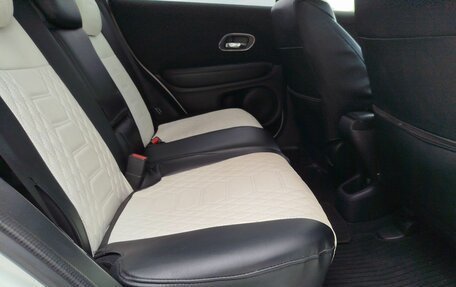 Honda Vezel, 2014 год, 1 310 000 рублей, 12 фотография