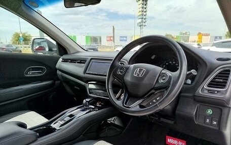 Honda Vezel, 2014 год, 1 310 000 рублей, 9 фотография