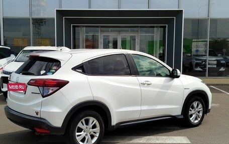 Honda Vezel, 2014 год, 1 310 000 рублей, 4 фотография