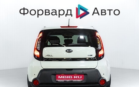 KIA Soul II рестайлинг, 2016 год, 1 385 000 рублей, 6 фотография